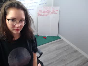 female cam girl yourcrazyneightbor image #2689304