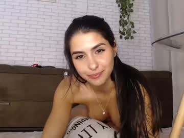 female cam girl jeangreybianca image #1090535