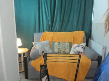 female cam girl christinakays image #3942231