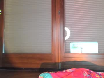 female cam girl therealbonnieclydex image #1414487