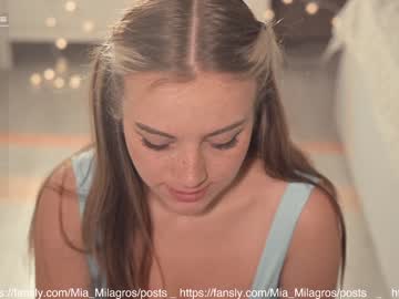 female cam girl mia_milagros image #2608471