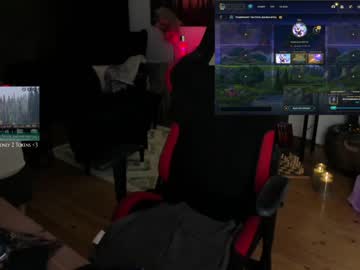 female cam girl kimilee22 image #2139068