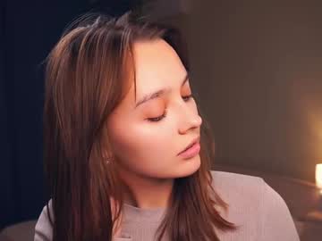 earthaarras  female  webcam