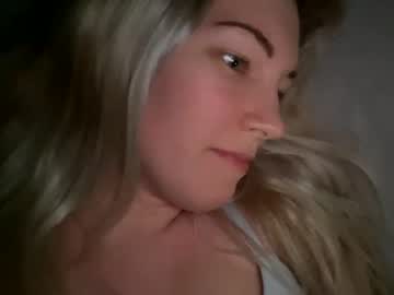female cam girl mariah95 image #1653094