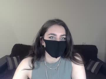 female cam girl cutiecarmen_ image #1722943