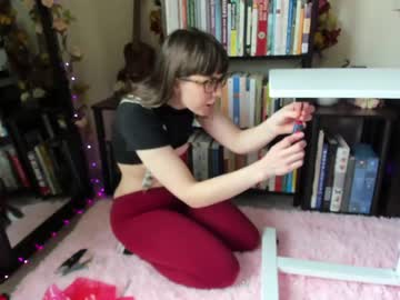 female cam girl ellynaomi image #507556