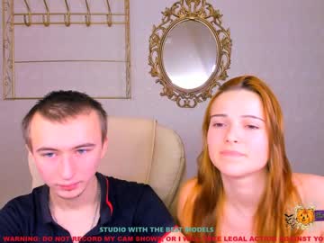 female cam couple damon_n_veronica image #297964