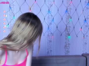 female cam couple beverlyvega image #2841202