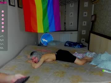 female cam couple look_best image #197284