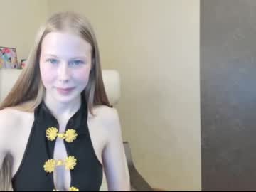 female cam girl jenny_angelok image #2448195