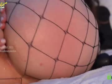 female cam girl _deepthroatgalactica image #3451392