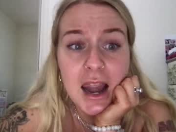 female cam girl missariel777 image #4044351