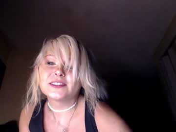 female cam girl kipsy420 image #2164058