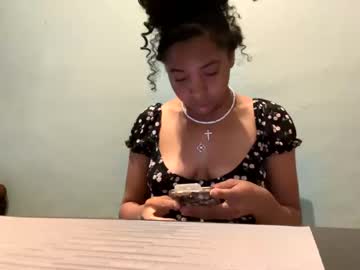 female cam girl ari___yauna image #3794735