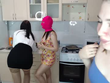 female cam couple renae_tom image #2720442