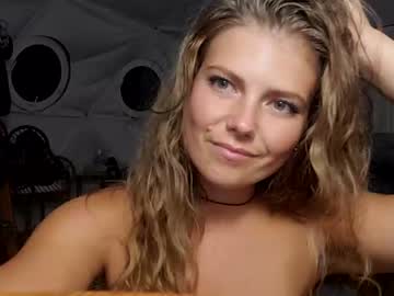 female cam girl kosmickate image #3275623