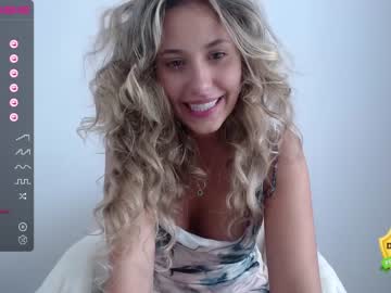 female cam girl theellenshow image #2380133