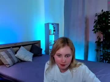 ruby_candyy  female  webcam