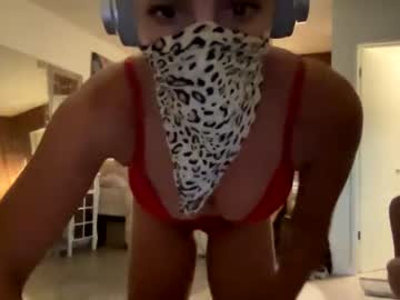female cam girl honeybaeb image #3945832