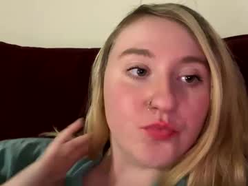 female cam girl vanillapuddingpie image #4033365