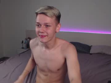 female cam man oliver_peace image #1564158