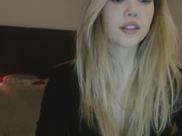 female cam girl bitter_moon image #3166226