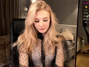 female cam couple kriseva image #2616313