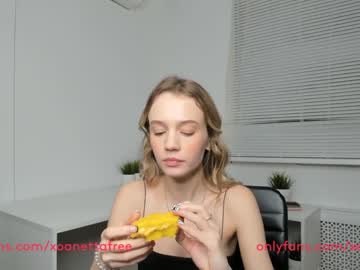 female cam girl xoanetta image #1103766