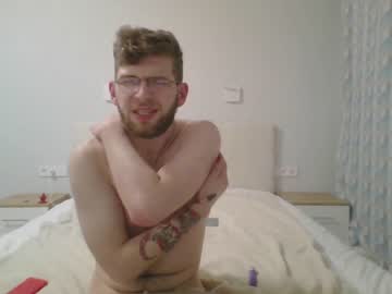 female cam couple icelean image #1334544