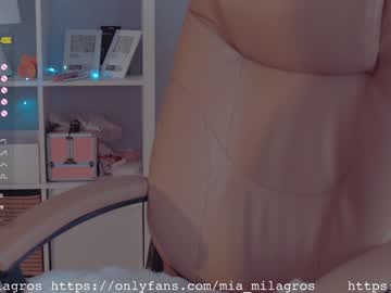 female cam girl mia_milagros image #1186263
