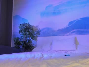 female cam couple alisareal image #3558171
