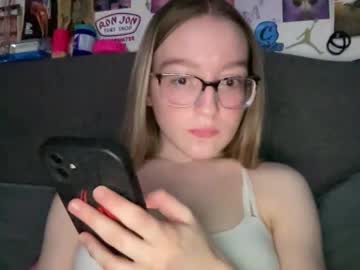 female cam girl alyssag7001 image #4065509