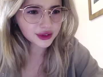 female cam girl playnofuckinggames image #127631