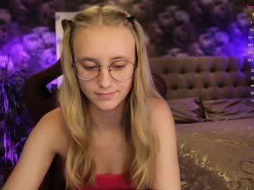female cam girl angeellina image #3144608