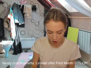 female cam girl xoanetta image #1942838
