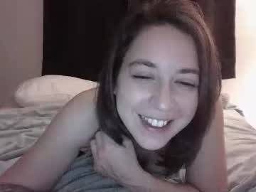 female cam girl lucylola image #1301337