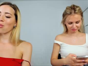 female cam girl emmi_rosee image #2085047