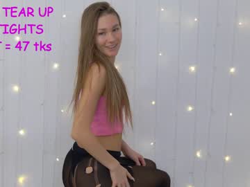 female cam girl teonasafina__ image #3429875
