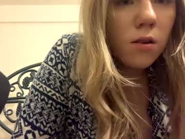 female cam girl mochi8102 image #3929699