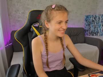 female cam girl nelly_mine image #2510398