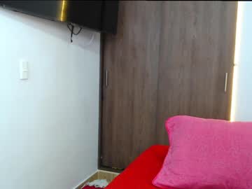 female cam couple bull_vixen2001 image #3491943