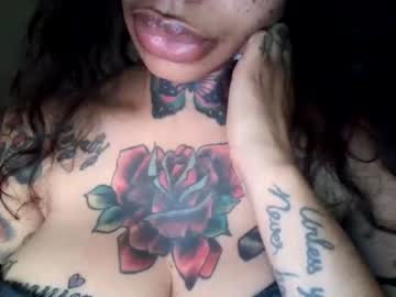 female cam girl creamyexotica image #2880085