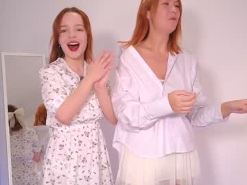 female cam couple karelia_ image #3964924