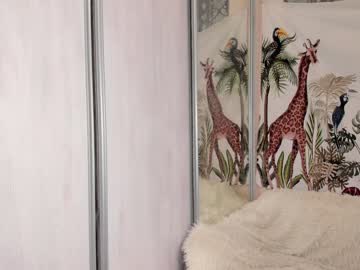 female cam girl candy_peach image #2703512