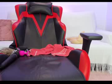 female cam girl jeangreybianca image #2110583