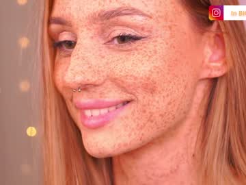 female cam girl artease image #3272304