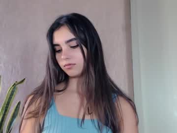 female cam girl nika_la image #2668013