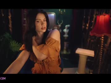 female cam girl lucieoude_ image #2040536