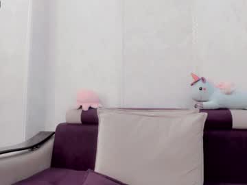 female cam girl mi_kally image #2530057