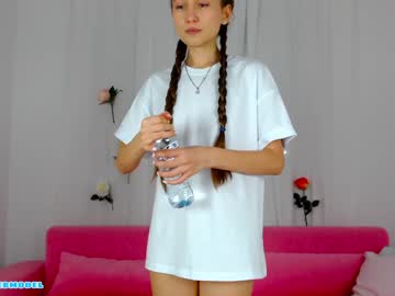 female cam girl ambertan1 image #3035552